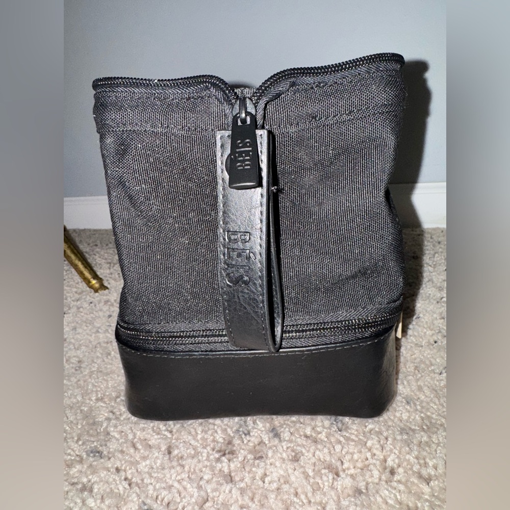 BEIS Black Dopp Kit